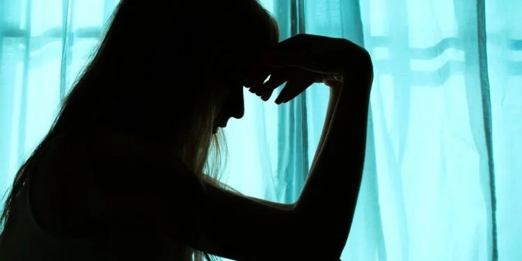 Les aveux de 15 ans qui ont été violés par 5 personnes : La peur des vidéos intimes m'a conduit à ces réunions