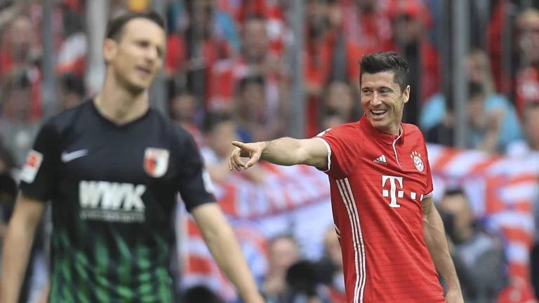 Bayerni chiude il campionato, vince con risultati convincenti contro Augsburg