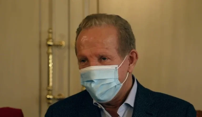 Behgjet Pacolli offiziell Stellvertreter