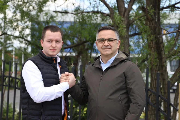 Fedele Tahiri continua con la presentazione dei candidati per Podujevo