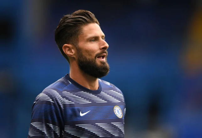 Milano continua a servire come spazzatura per il surplus d'Europa, ora si preoccupa di Giroud