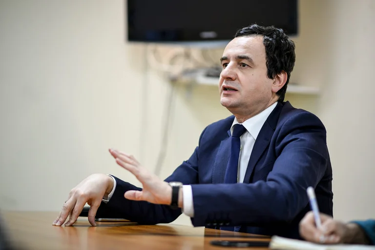 “Kurti nuk u solidarizua me qytetarët, hyri në stadium si politikan i privilegjuar”