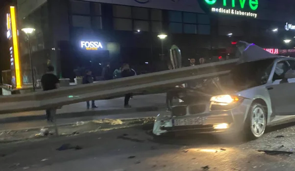 Accidente de coche pesado en Veternik