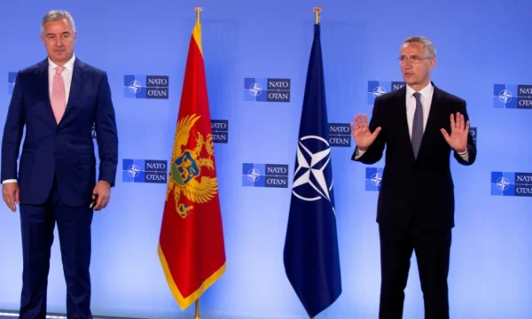 Djukanovic considera que las tropas montenegrinas en Kosovo son irrazonables