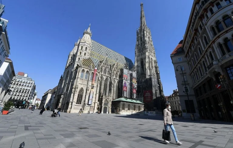 Austria elimina la cuarentena para visitantes de varios países