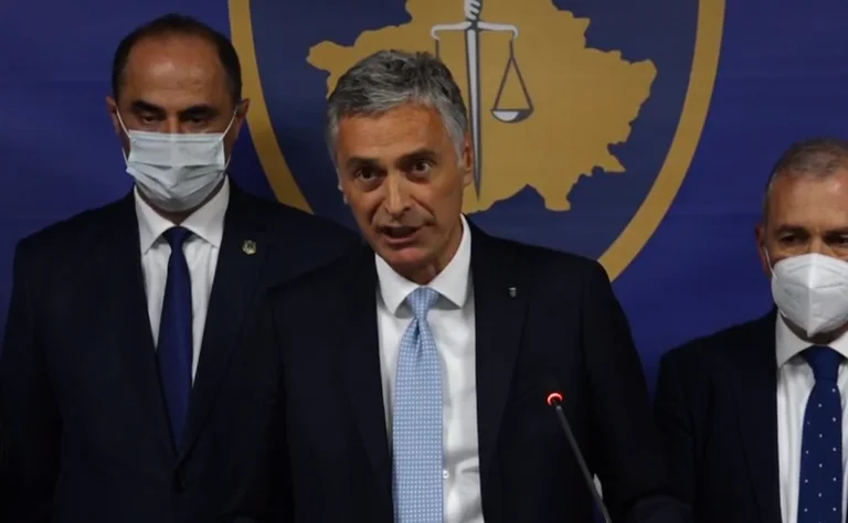 Lumez da detalles: 400 kg de cocaína por valor de unos 20m euros ha sido confiscado
