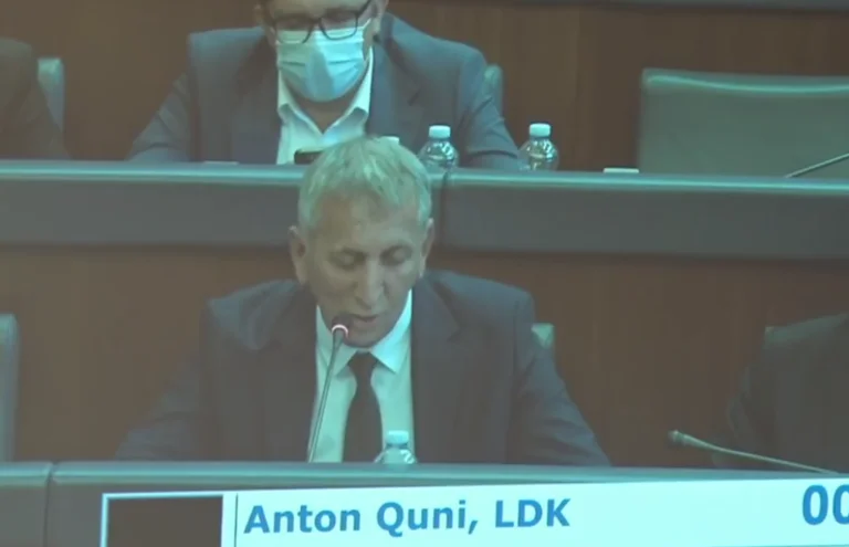 Quinn: El plan gubernamental Kurti para KSF es generalizado y no merecido