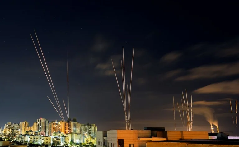 Israele: 3.100 missili sparati da Gaza, abbiamo abbattuto 1.210