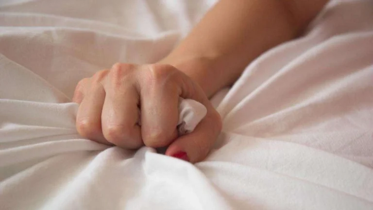 Esperti: Cosa succede al tuo corpo se non fai sesso per molto tempo