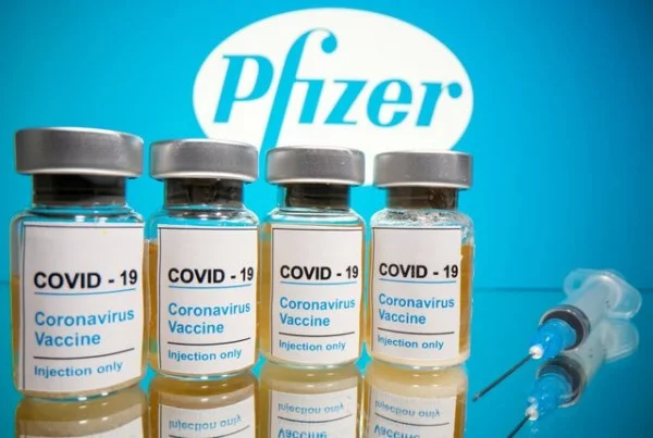 La deuxième dose de Pfizer COVID-19 produit plus d'anticorps si elle est prise en 3 mois