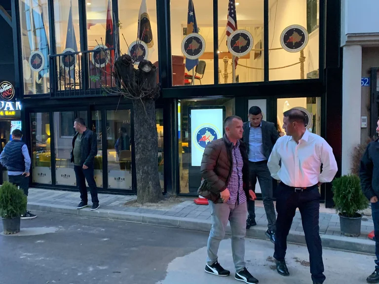 Daut Haradinaj avec le maximum de dévouement dans la course pour Pristina, des réunions continues même pendant la soirée