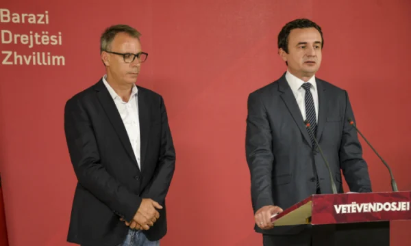 Stai attaccando l'anno, VV Bird? La PR non e' facile, e' come una bomba.
