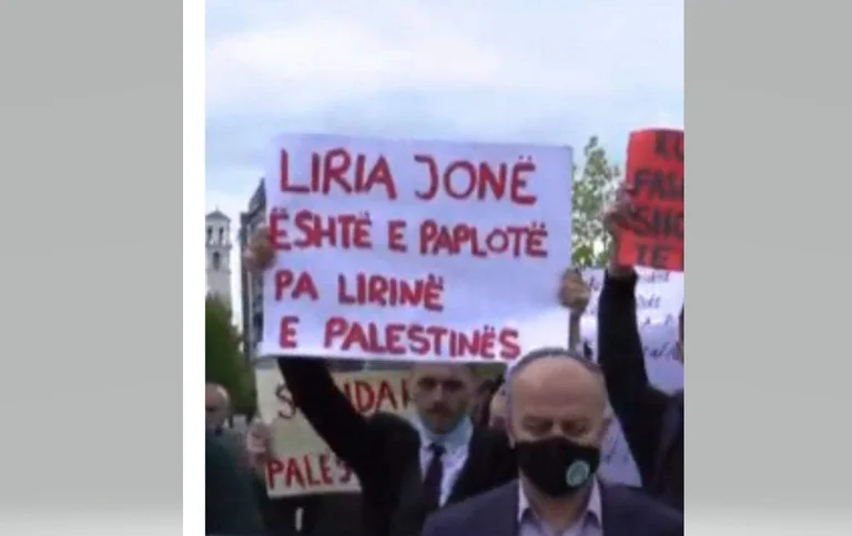 Notre licence est complète sans la liberté de la Palestine” Les citoyens lient le sort du Kosovo à Gaza