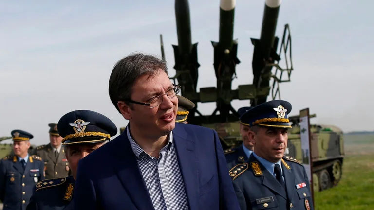La NATO reagisce a Vuciqi dopo aver detto che la KFOR si ritira dal Kosovo