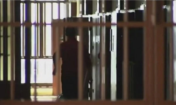 Arrested Hoja en prisión, instó yihad y admirado bin Laden