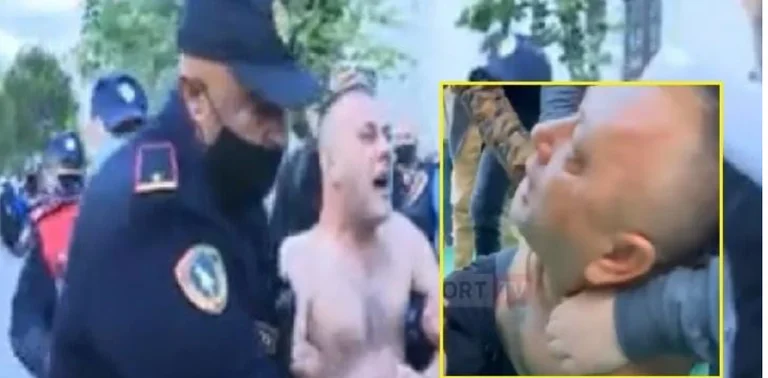 “Sėka Zoka”, une personne tente consciemment à la cérémonie de grâce de Bajram à Tirana
