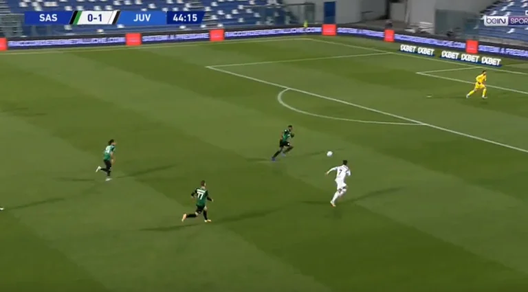 Cristiano Ronaldo returns old times with a brilliant goal against Sasswalo