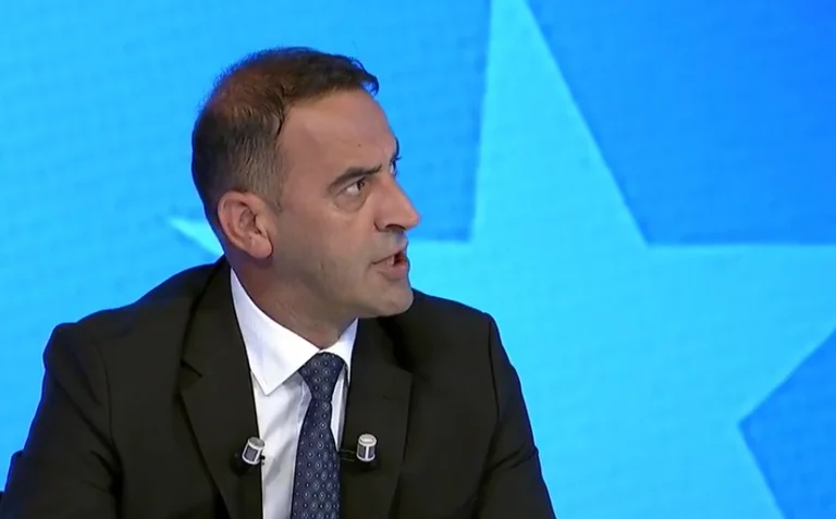 Haradinaj responde a Donika Gervala: Soy un criminal, ella necesita no freírme.