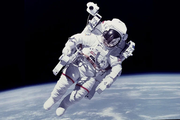 Cosa succede agli astronauti mentre ritornano dallo spazio