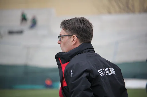 Ismet Munich disculpas a los fans de Arsenal