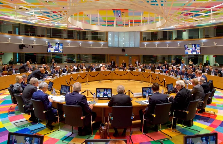 EU-Außenrat zum Thema Kosovo, Serbien Berichte