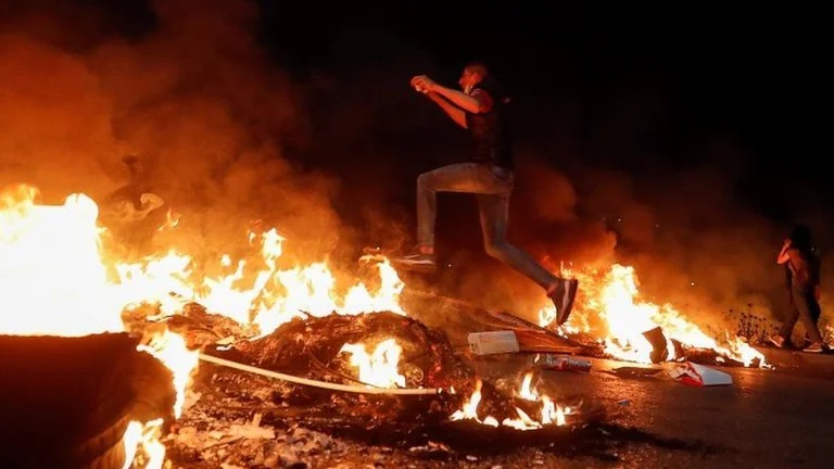 La violencia se produce de nuevo en Jerusalén entre los israelitas y los palestinos