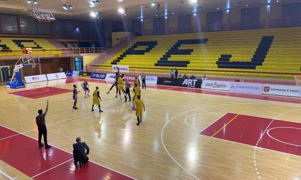 La estrella derrota a Peja en la primera final