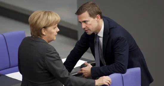 Merkel's spokesman: Change of borders, dangerous and can create new tensions