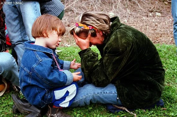 Touching story behind photograph taken during Kosovo war