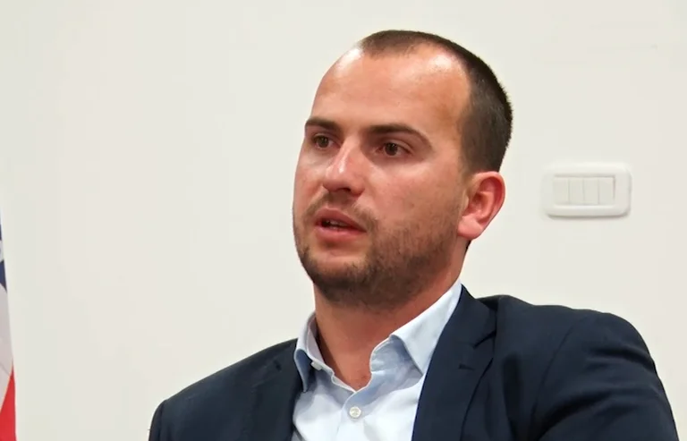 Der Vorsitzende von Kamenica reagiert auf Minister Nagavci: Alle Rechte, alle Rechte, alle Rechte.