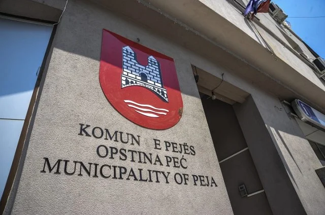 Dichiarazioni di uso improprio di denaro pubblico nel comune di Pec, Prosecuzione lancia indagini