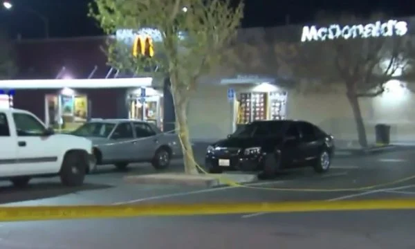US: 19-year-old stabs two Albanian girls