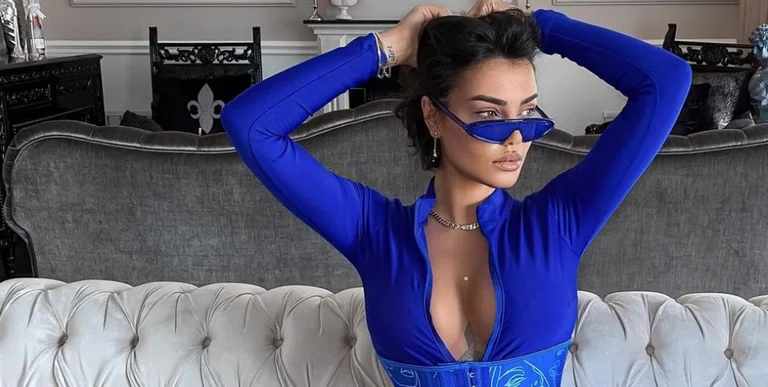 Morena semble séduisante dans son dernier post