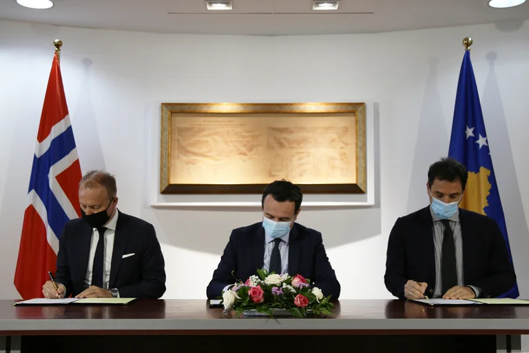 Officiel : Ce sont les experts Kurti qui ont signé un mémorandum avec une ONG.