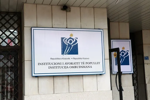 Ombudsman es responsable de matar a su esposa por un ex hombre en Emshire