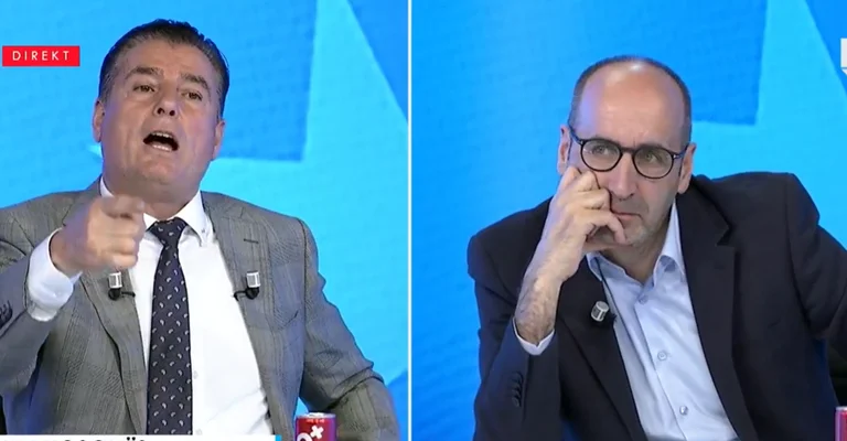 Vous savez, si vous étiez au 1er étage, ils vous appelleraient en dialogue avec Vuchchi.