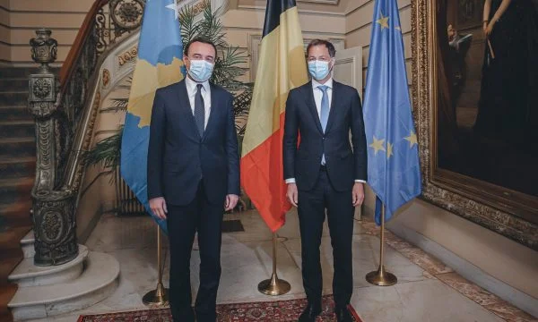 Kurt commence sa visite à Bruxelles, rencontre son homologue belge