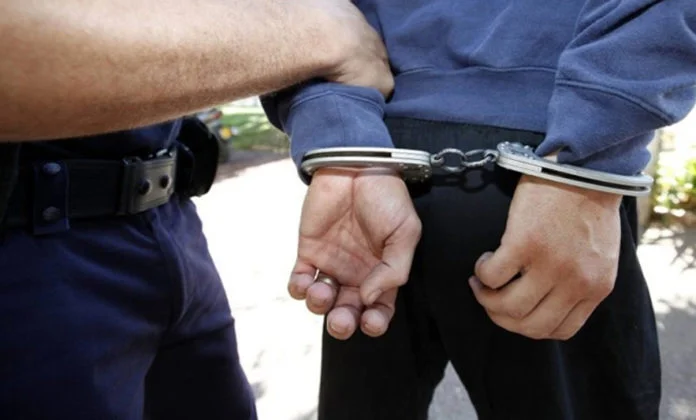 He took 9 thousand euros from a female for her recovery, arrested ferizazi