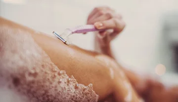 Frustrated skin, creation of bumps after razor-depiling: What you should know, from a dermatologist