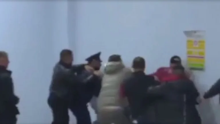 Albania elections, physical clashes among observers in Tirana