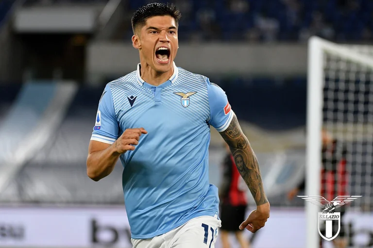 Lazio defeats Milan, the ball-four race gets hotter