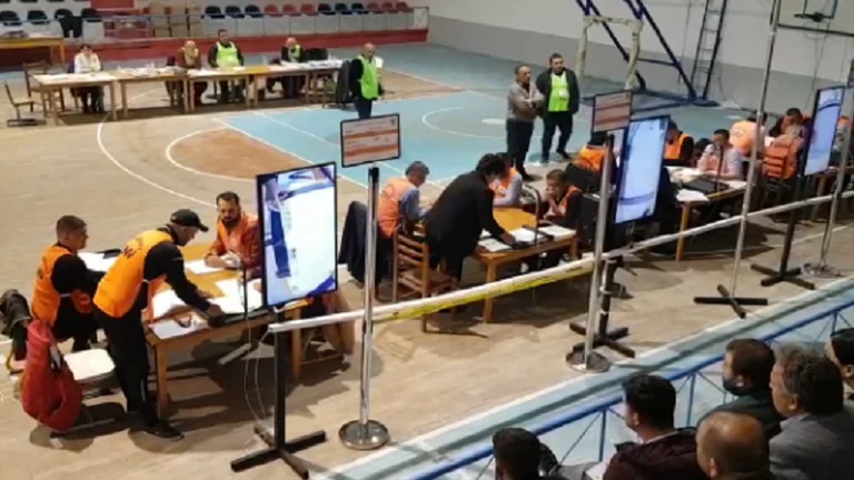 Élections en Albanie : le SP mène à 9 votes