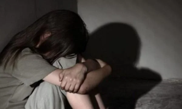 A minor in Pristina victimised, her mother condemns case to police
