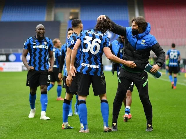 Inter-Vérone : Ce sont des formations officielles.