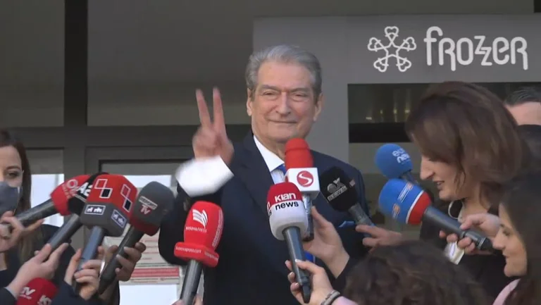 Voton Sali Berisha: La victoire a la face