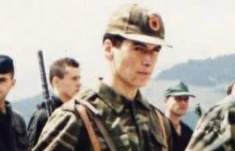 Hoy, 39 años enterrado ayer en Novoselle Peja