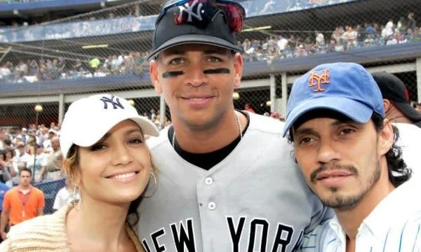 Después de ser separado de Alex Rodríguez, Jennifer López ahora en los brazos de Marc Anthony