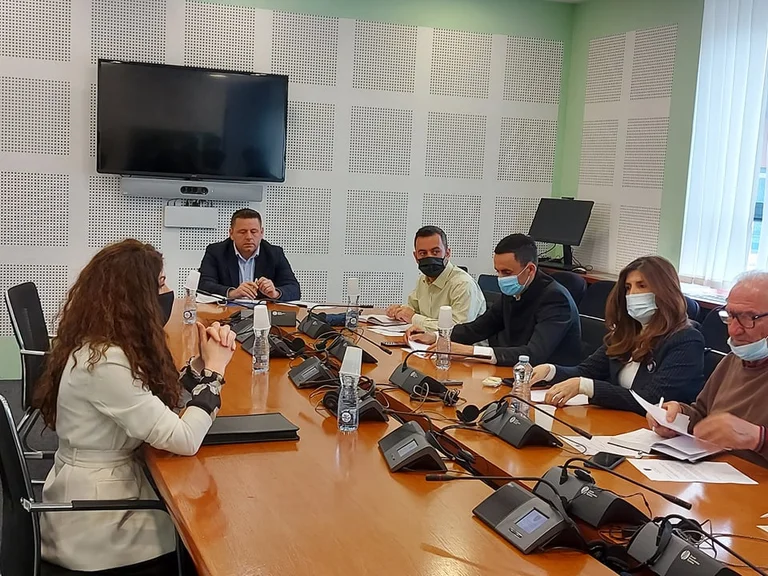 Sécurité intérieure: rapport du Directeur adjoint de l'AKI devant la Commission