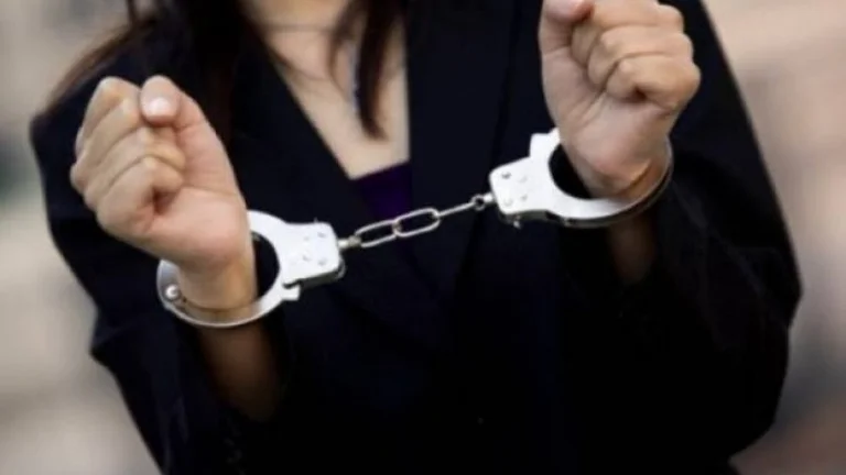 Arrêté par une femme pour avoir fait du mal à sa dépouille