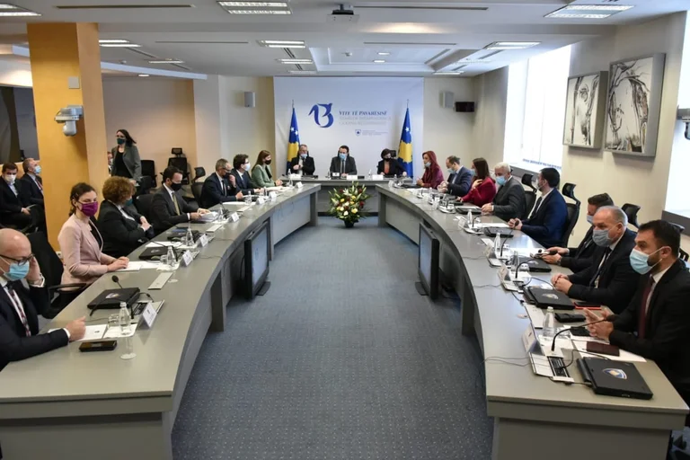 Todas las decisiones adoptadas hoy en la reunión del Gobierno de Kosovo